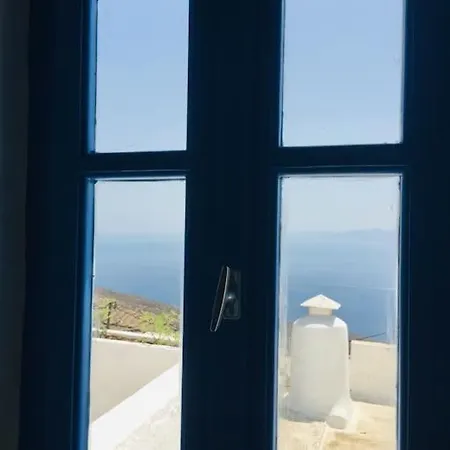 Cozy: An Eccentric Abode W/ Sea View In ❂ *