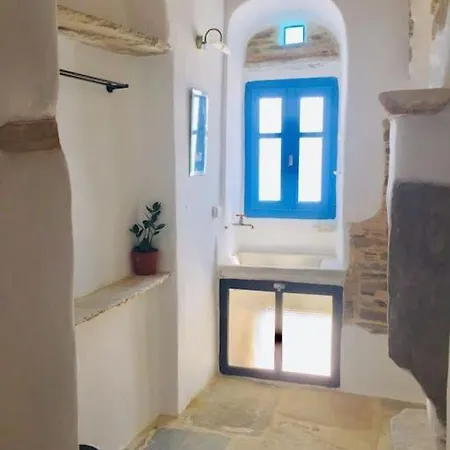 Cozy: An Eccentric Abode W/ Sea View In ❂ Apartmán