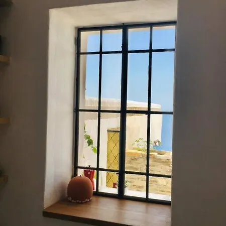 Cozy: An Eccentric Abode W/ Sea View In ❂ Appartement