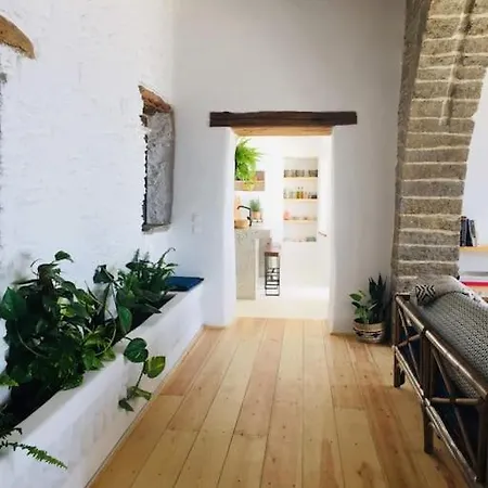 Cozy: An Eccentric Abode W/ Sea View In ❂ * Istérnia